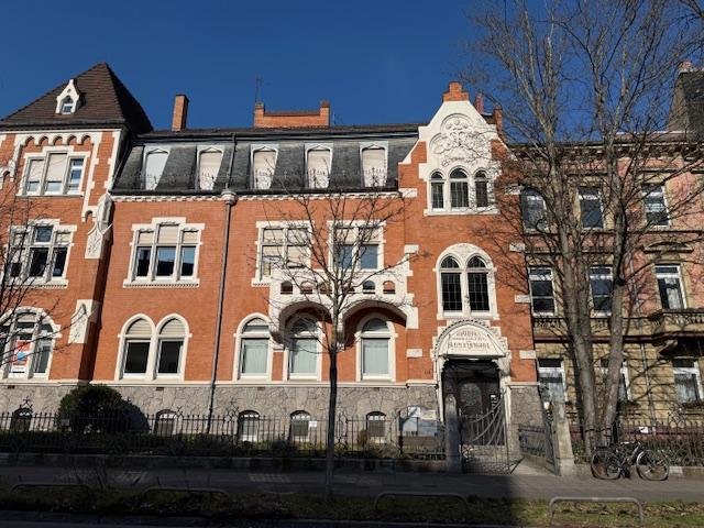 1560-1