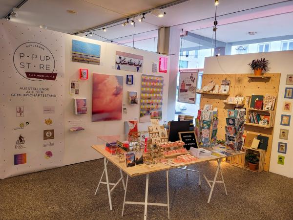 Pop-Up Store 2025